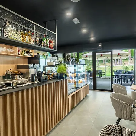 公寓式酒店 Sea & Forest 4*